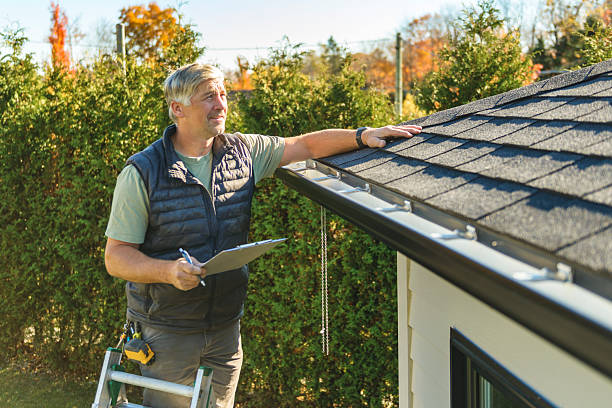 Professional Roofing technician working in Isle of Palms, SC